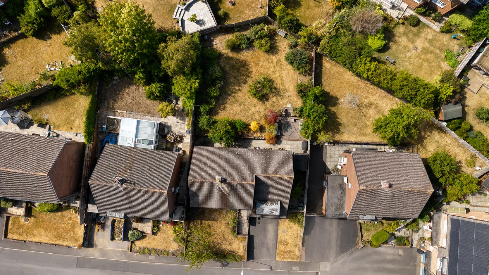 Fairway Avenue, Tilehurst, Reading